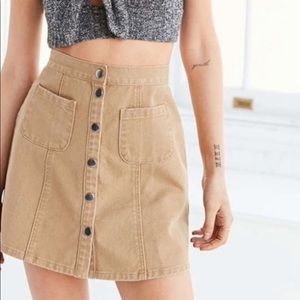 BDG Skirts - BDG snap front skirt 🍁 tan denim 🍁 cute pockets BDG Skirts - BDG snap front skirt 🍁 tan denim 🍁 cute pockets